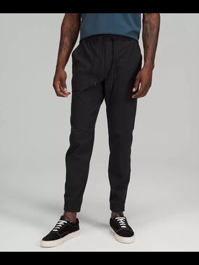 ABC Warpstreme Jogger
Regular